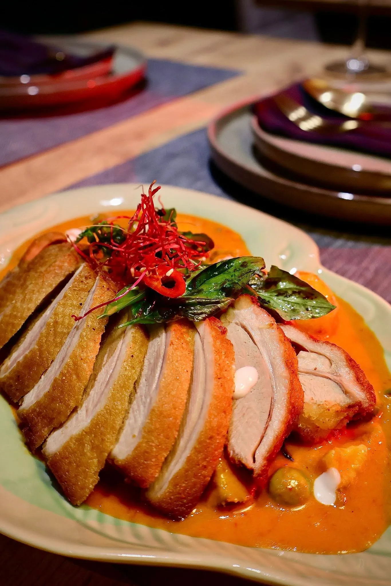 Crispy meat in curry sauce